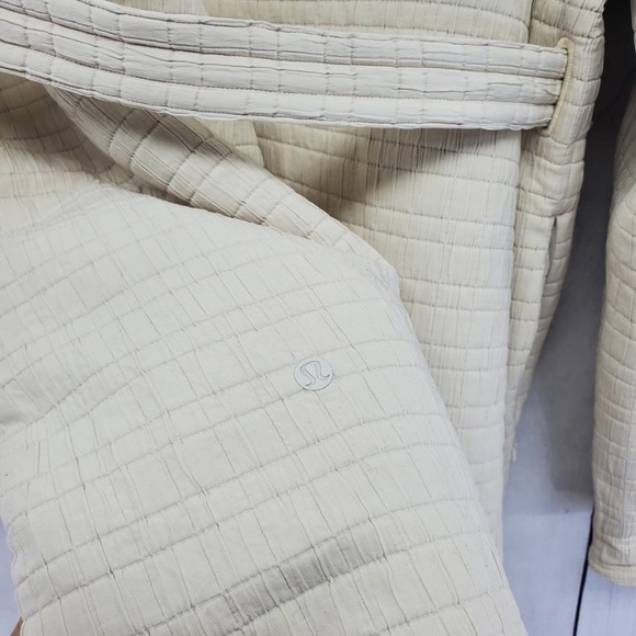 Lululemon Sz 10 Serene Travels Wrap Textured Belted Waist Tie Oversize Jacket - Picture 5 of 5